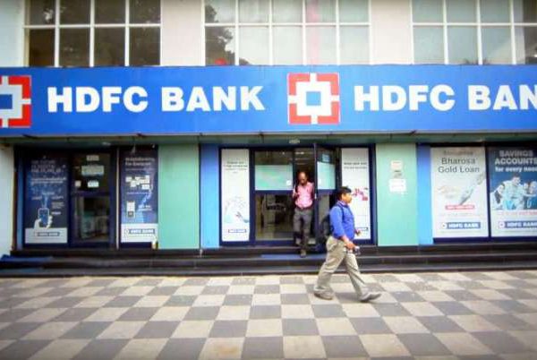 HDFC bank logs a YoY net profit of Rs. 18.1% for Q3FY22