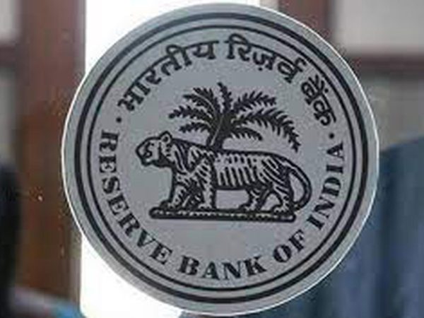 RBI to pay dividend of Rs. 30,307 cr to Govt